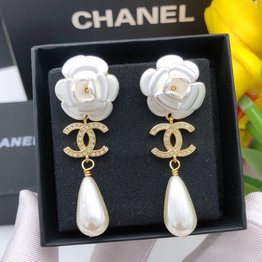 Latest model 🆕🆕 flower 🌼 Earnail gold] Consistent ZP brass material