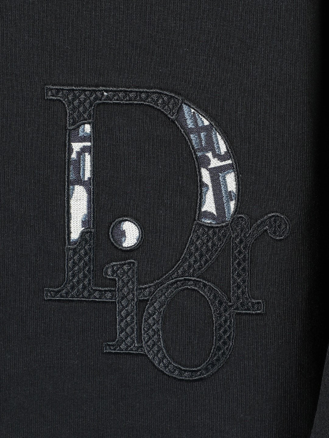 Chest letters 🪡 Embroidery+Simplified Letter Large Logo T-shirt at the Back