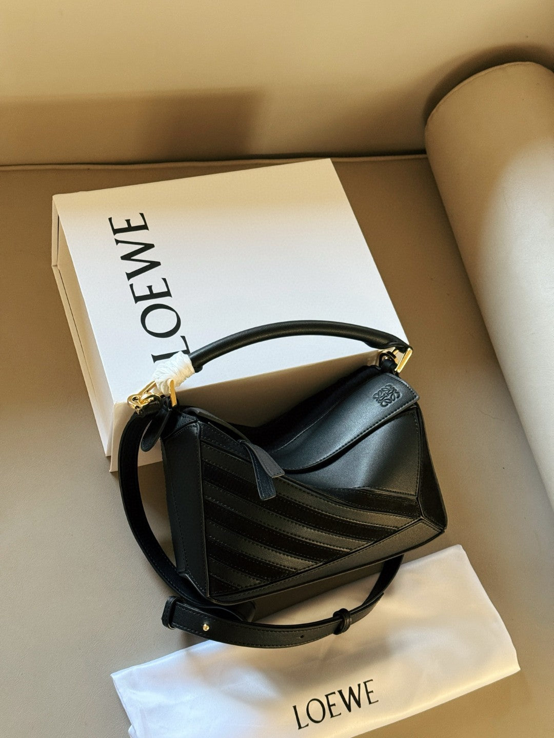 Splicing leather and color geometric bag
