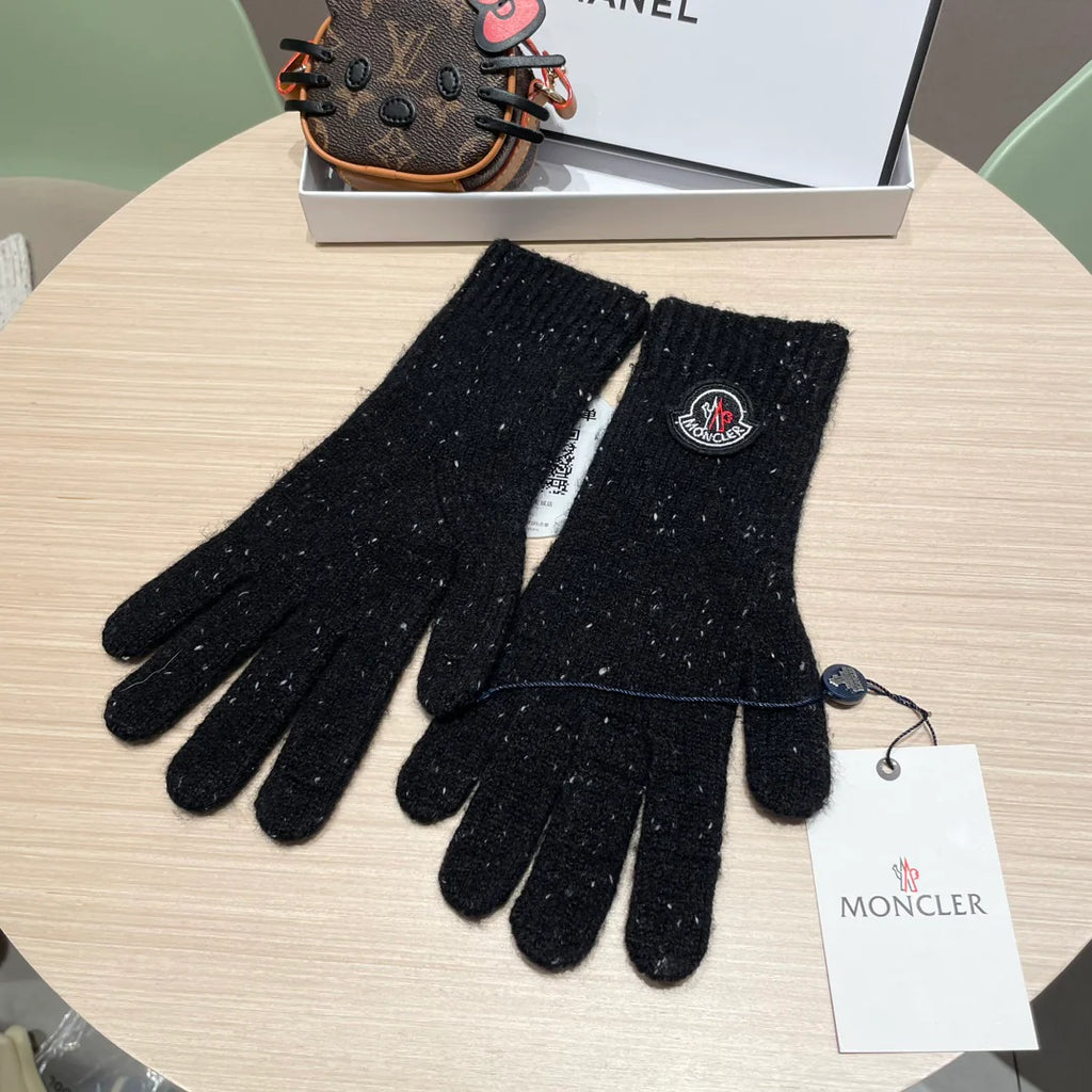 Autumn and winter wool knitted gloves