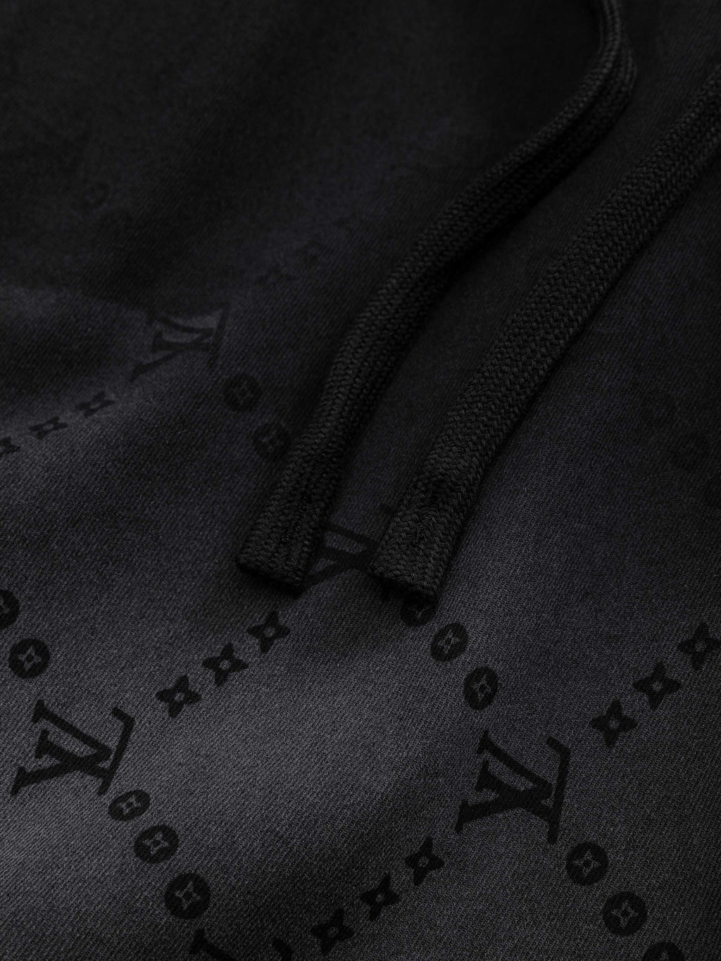 New washing process thin denim shorts