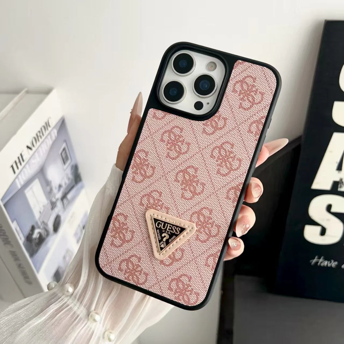 Carbon fiber pattern high-end phone case