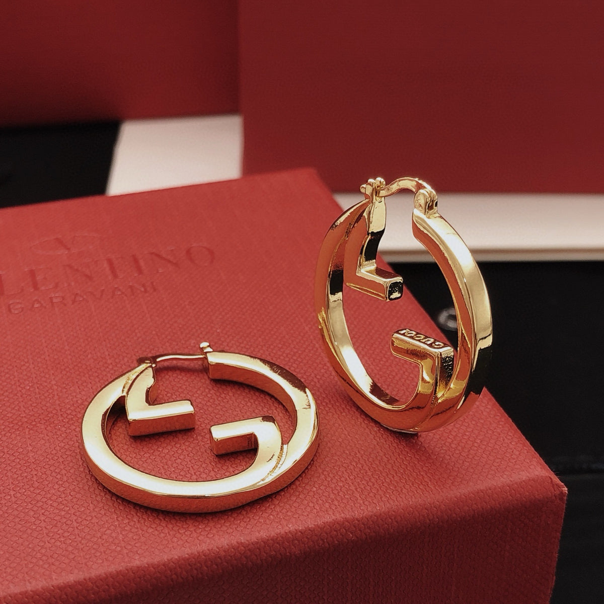 Round smooth earrings