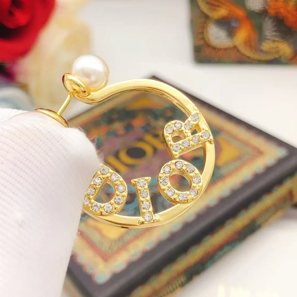 New round earrings