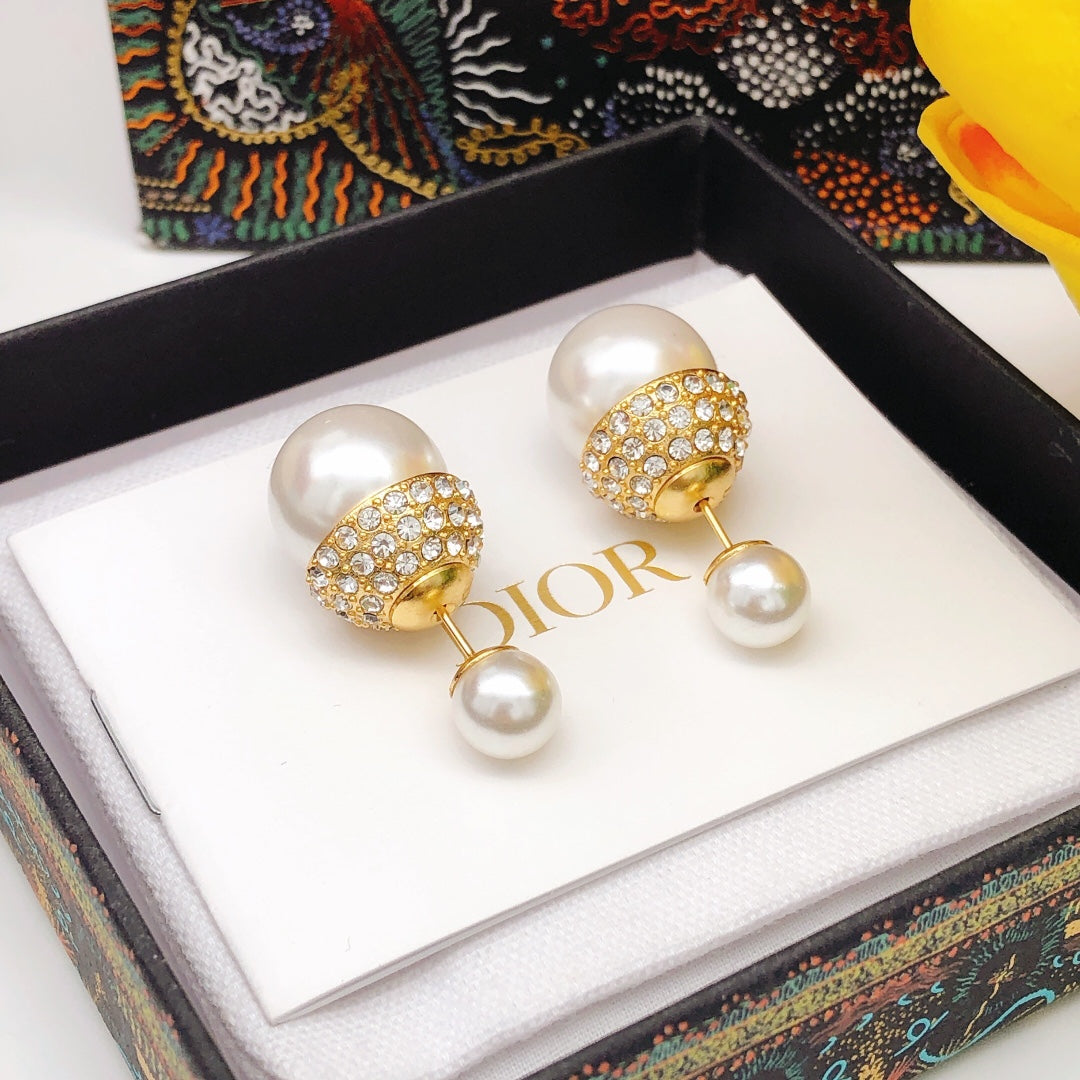 Pearl fruit earrings