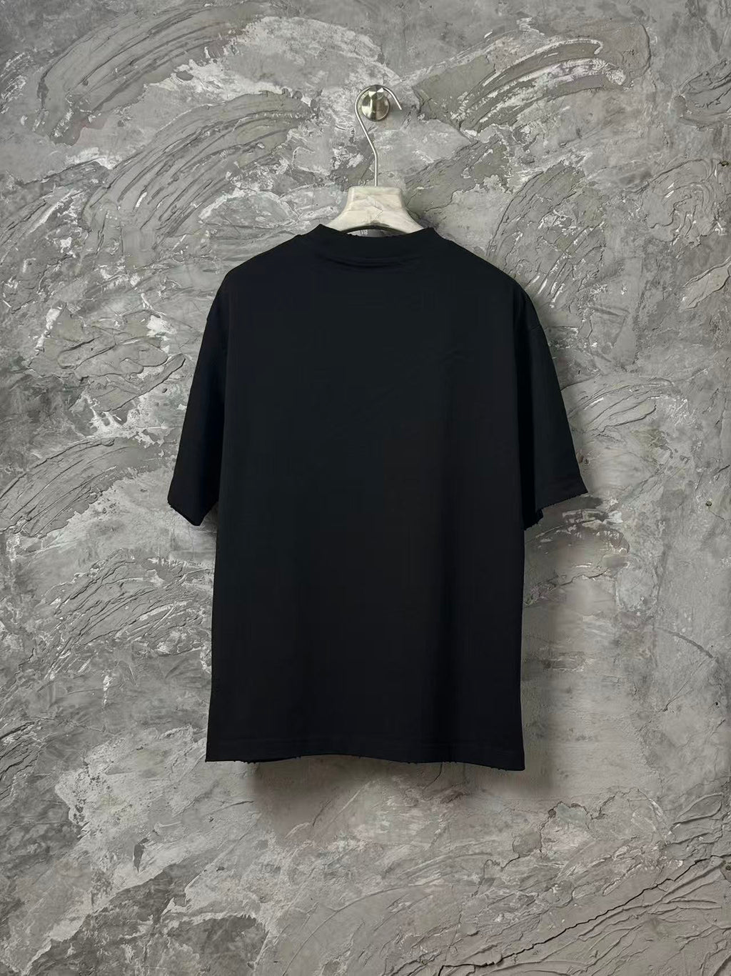 Loose fit T-shirt for both men and women
