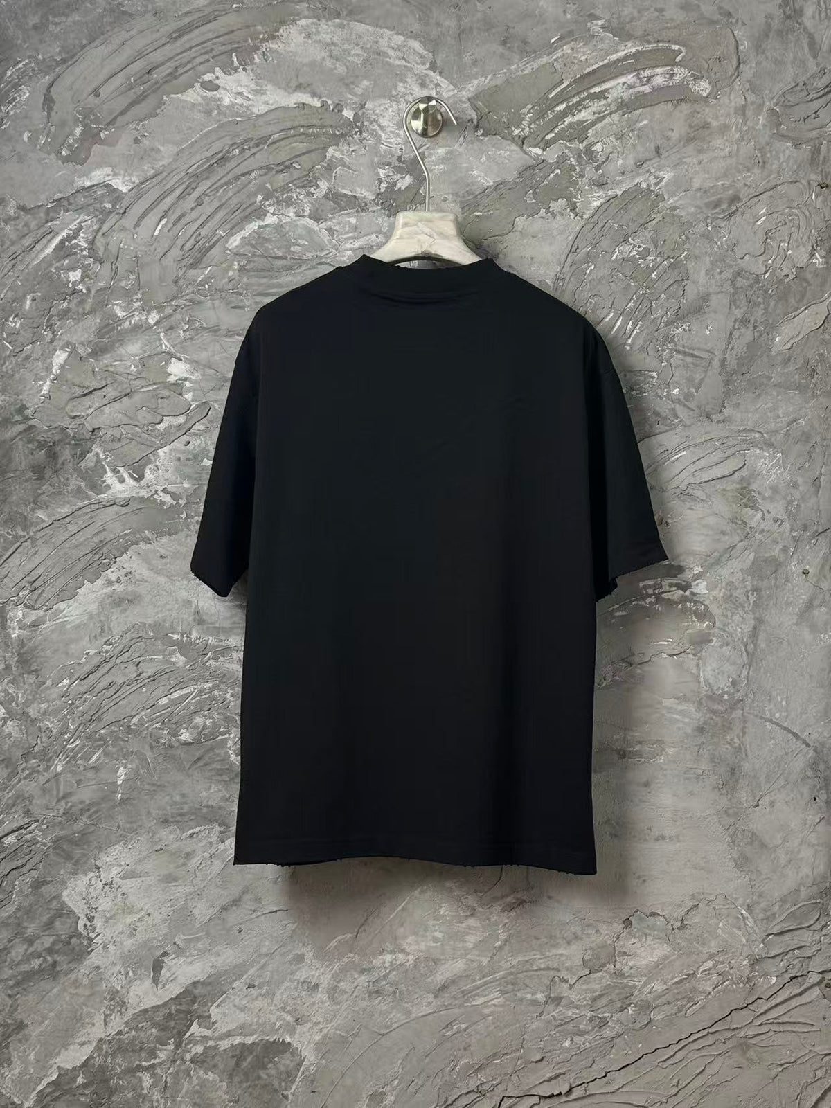 Loose fit T-shirt for both men and women