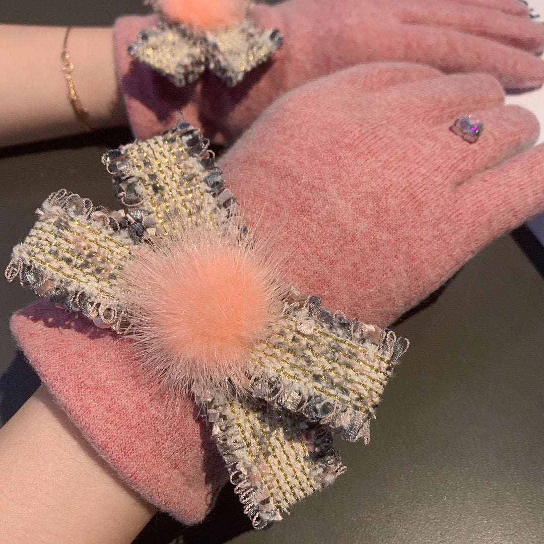 New wool gloves