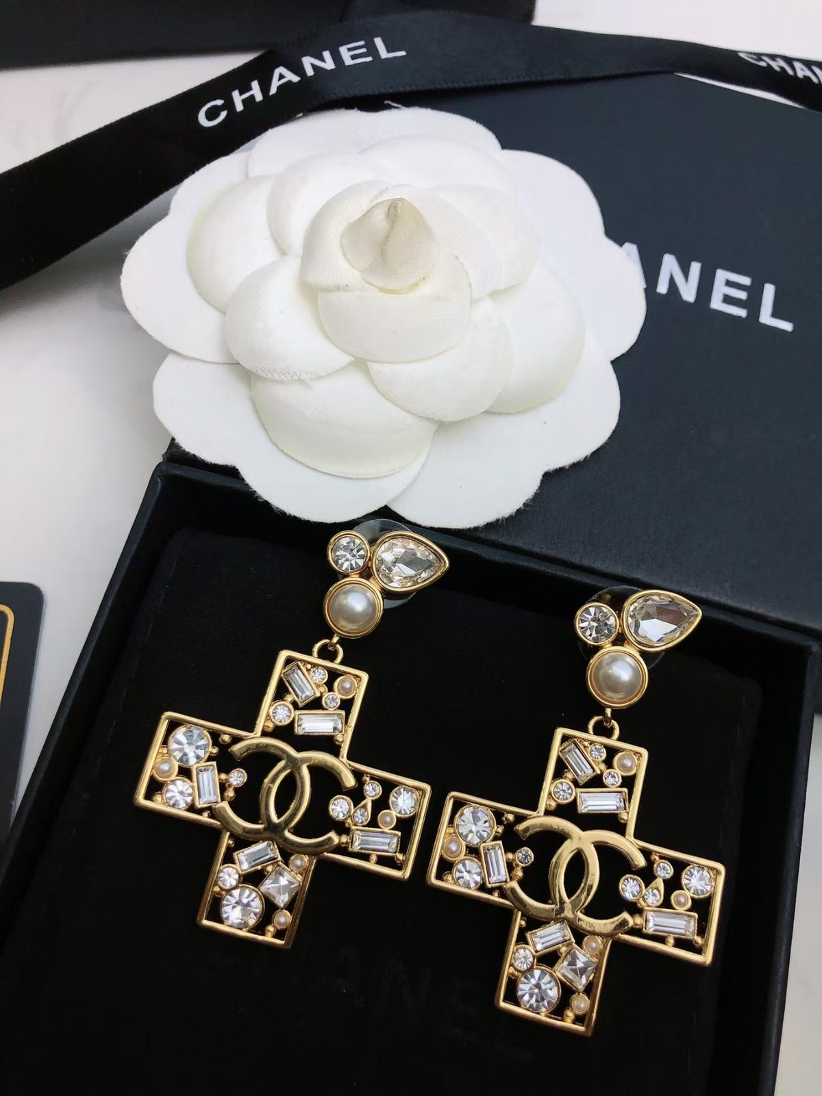 New vintage earrings