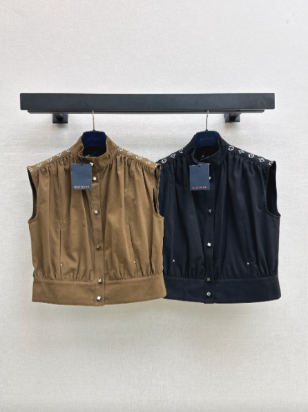 26 Early Autumn New Vest