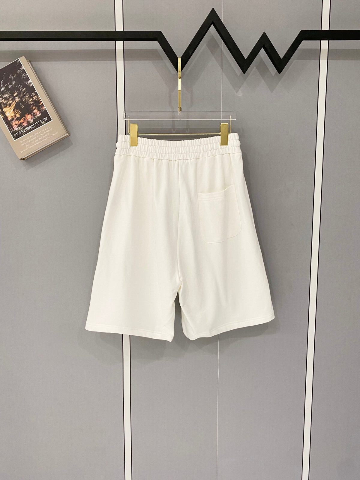 Classic letter embroidered casual shorts