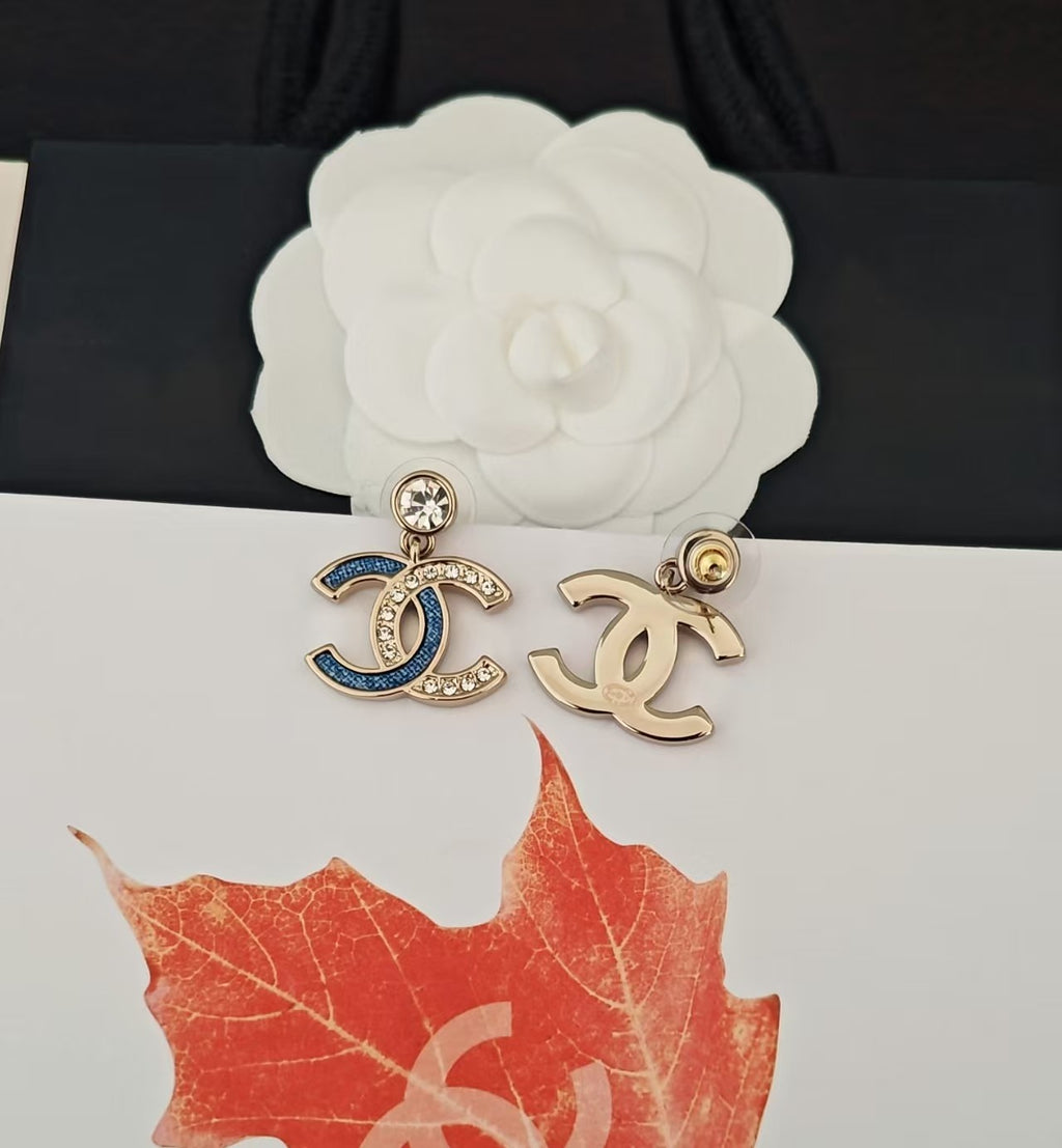 New round diamond earrings