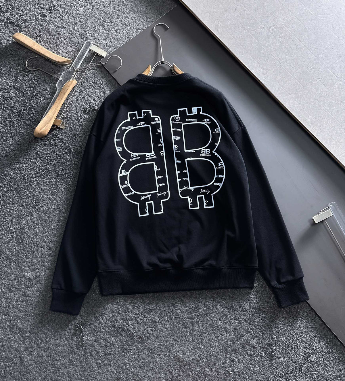 New printed pullover round neck hoodie