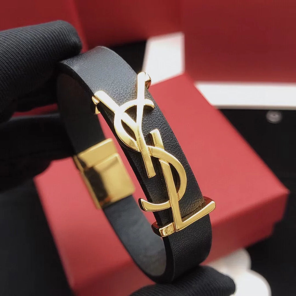New leather bracelet