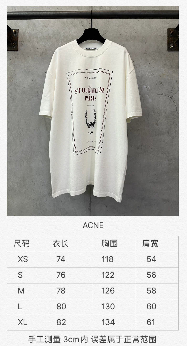 Short sleeved T-shirt with letter pattern