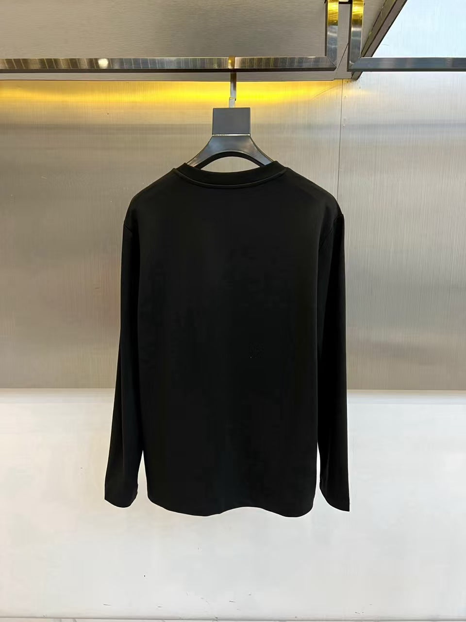 Casual base long sleeved T-shirt