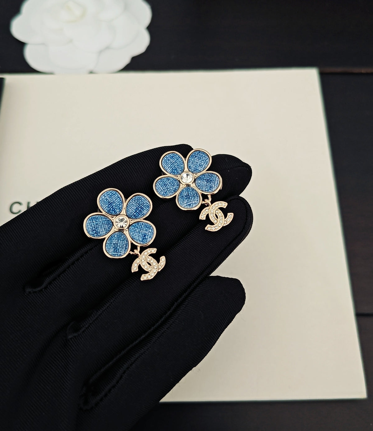 Blue flower earrings
