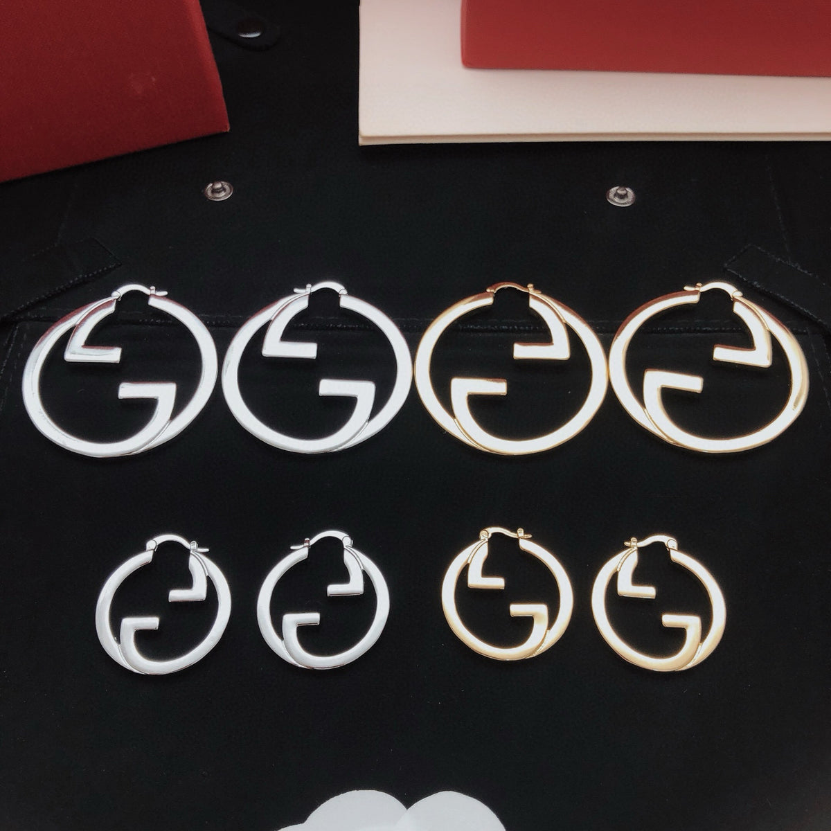 Round smooth earrings