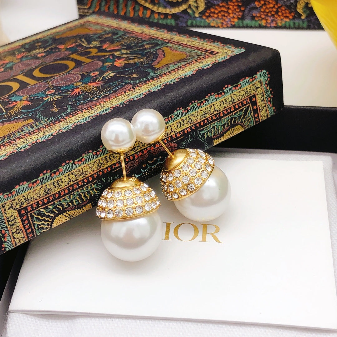 Pearl fruit earrings