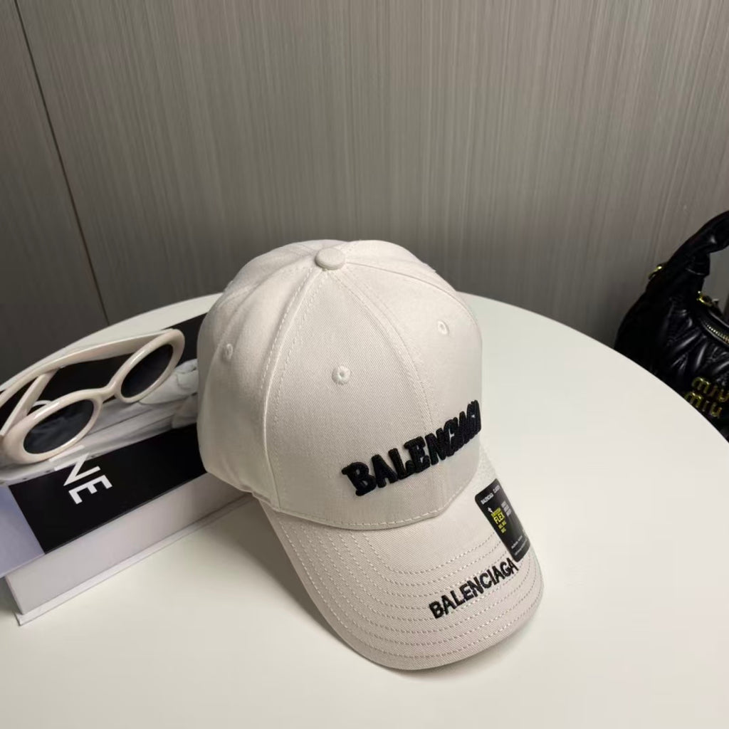 Embroidered letter new baseball cap