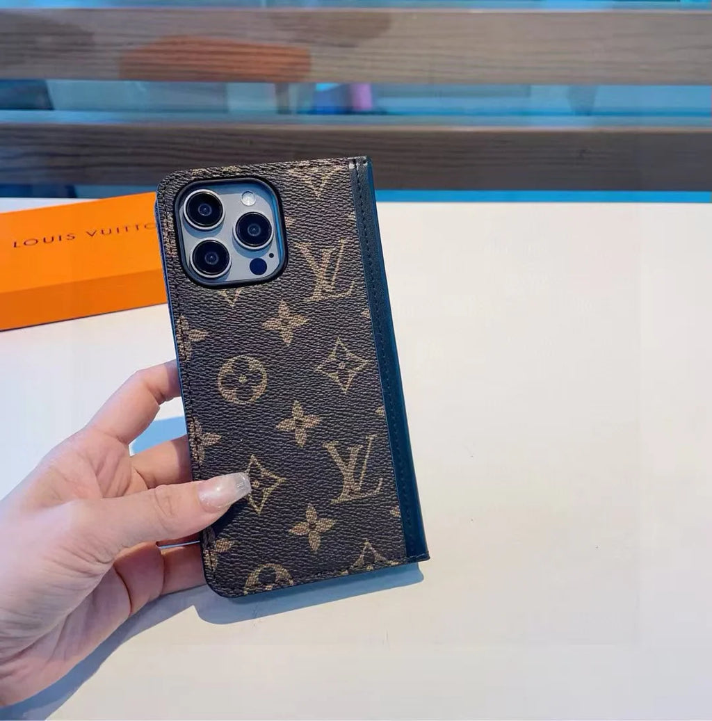 Splicing phone case