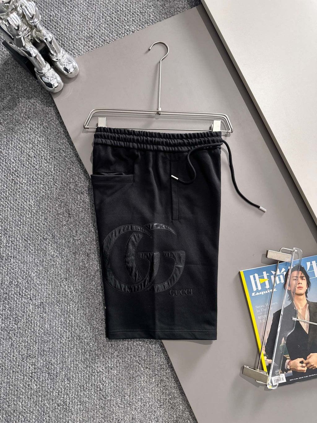 Classic woven ribbon splicing leather casual shorts