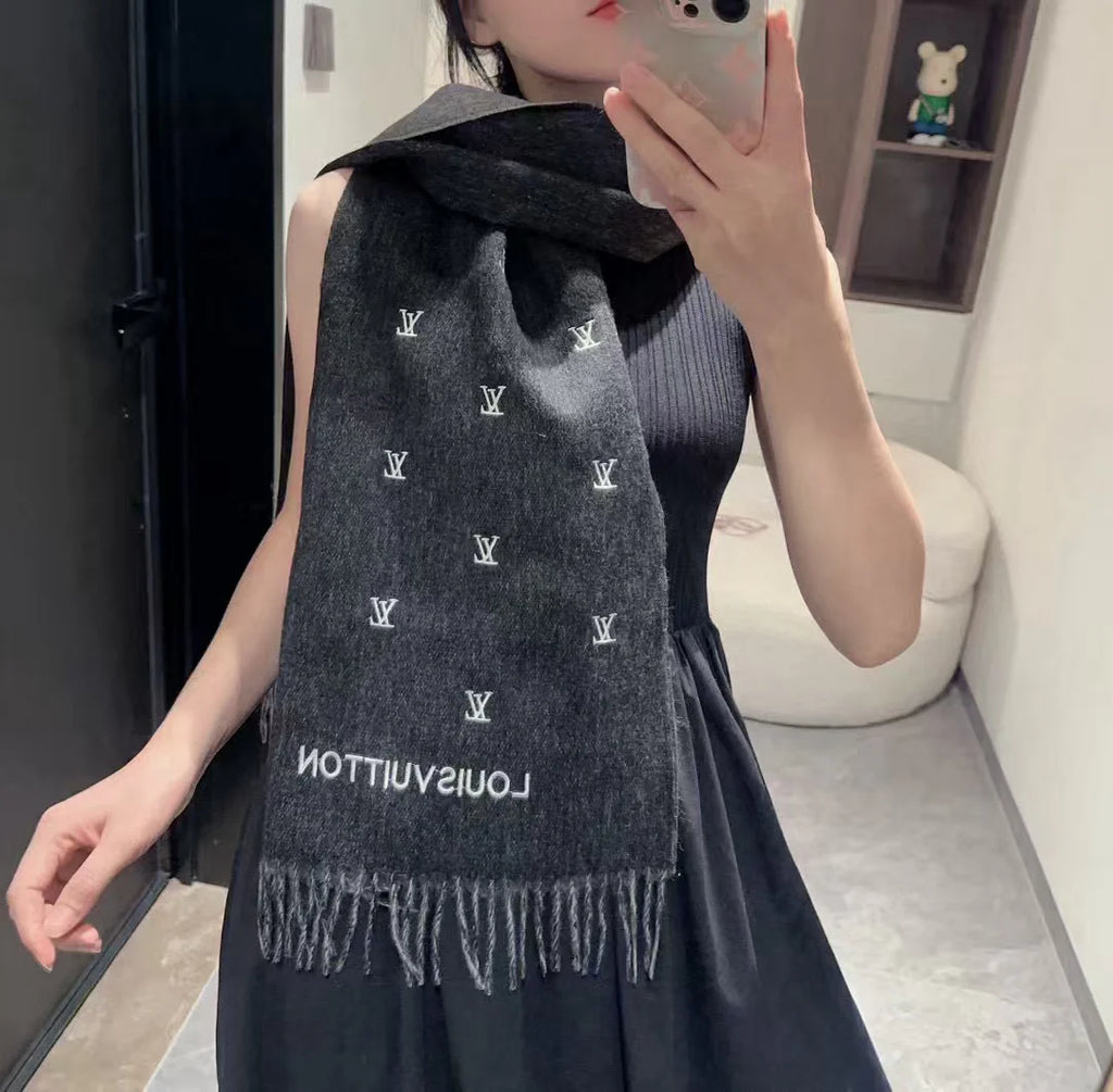 New double-sided scarf