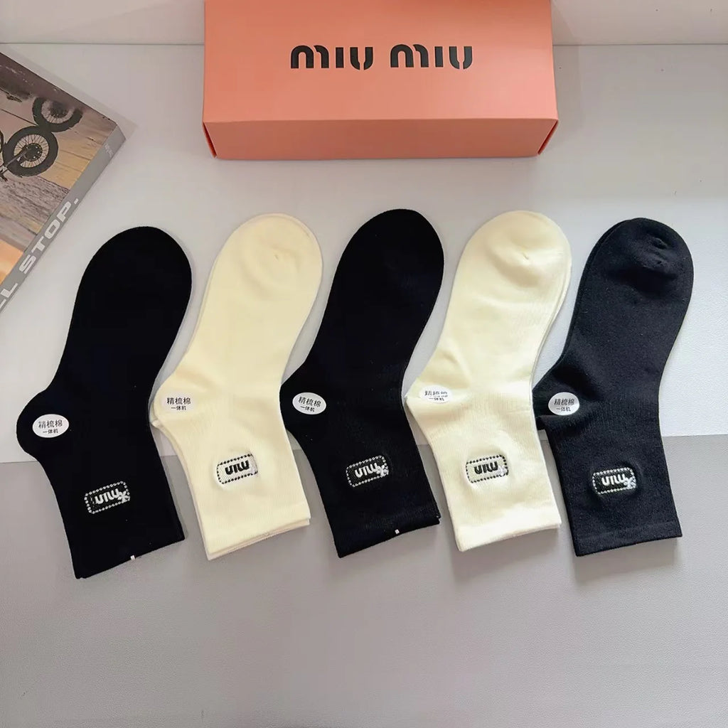 New Embroidered Socks