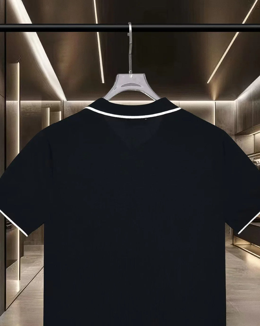 New embroidered knitted short sleeved polo shirt