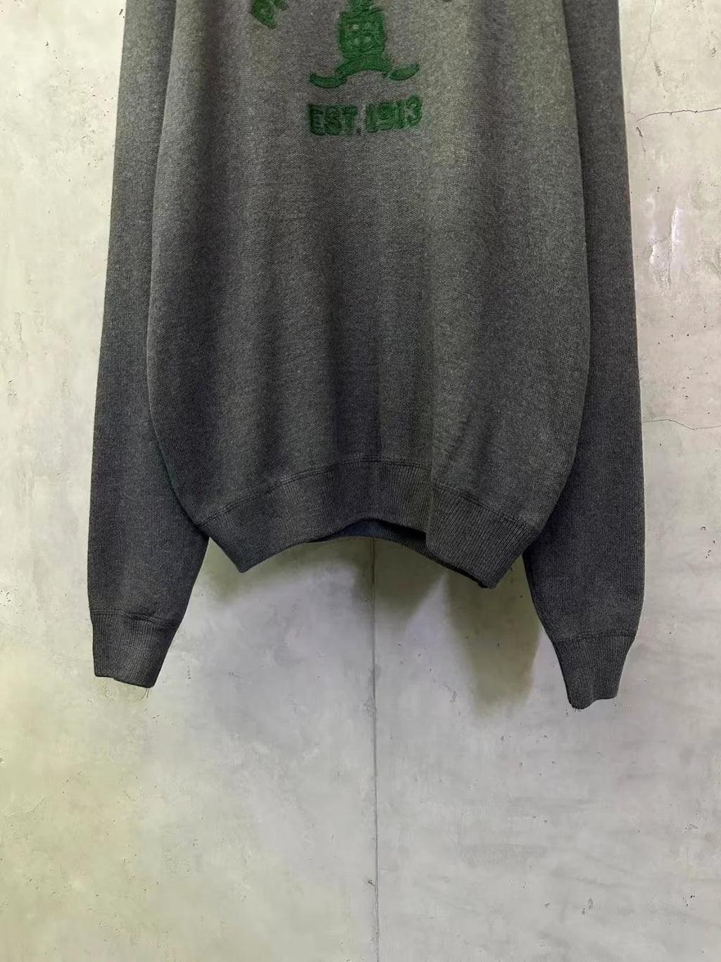 New towel embroidered sweater