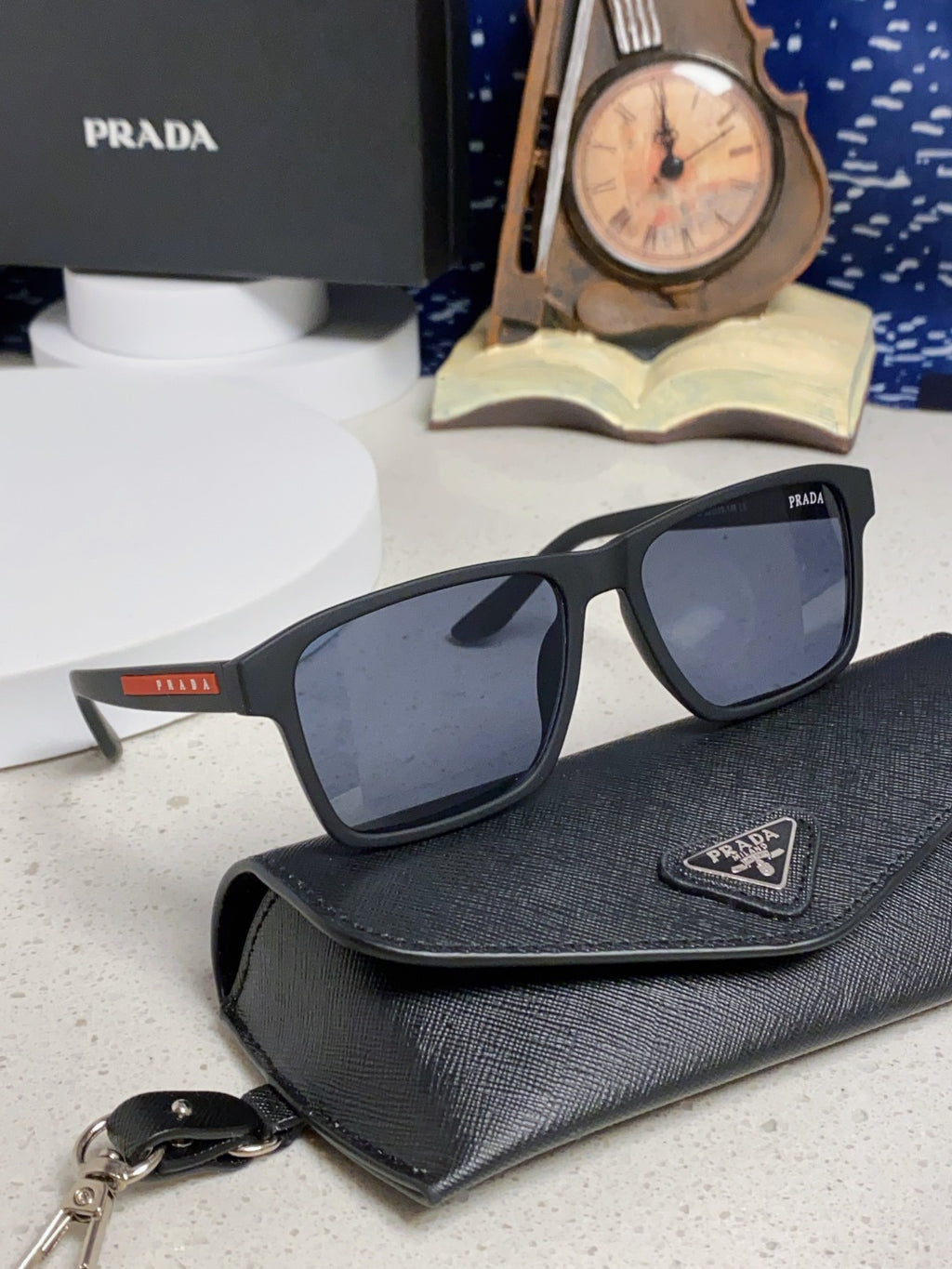 New trendy sunglasses