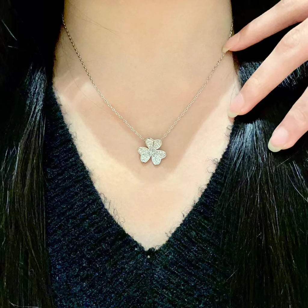 New flower necklace