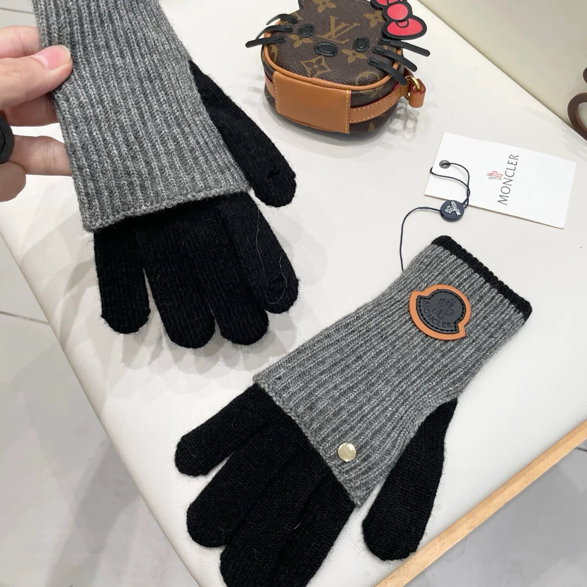 Knitted wool warm yarn gloves