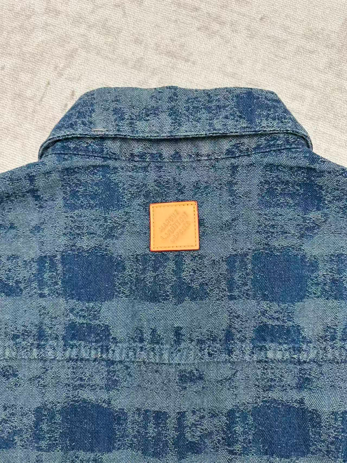New denim short sleeved shirt