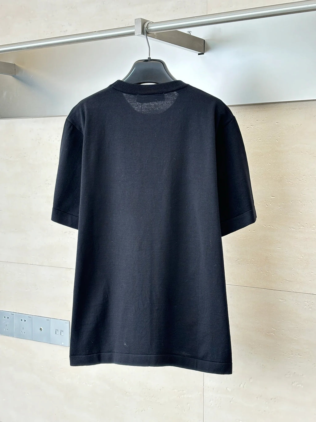 Mushroom inlaid flower round neck knitted short sleeved shirt