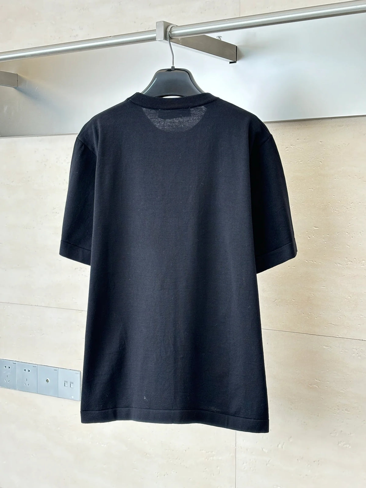 Mushroom inlaid flower round neck knitted short sleeved shirt