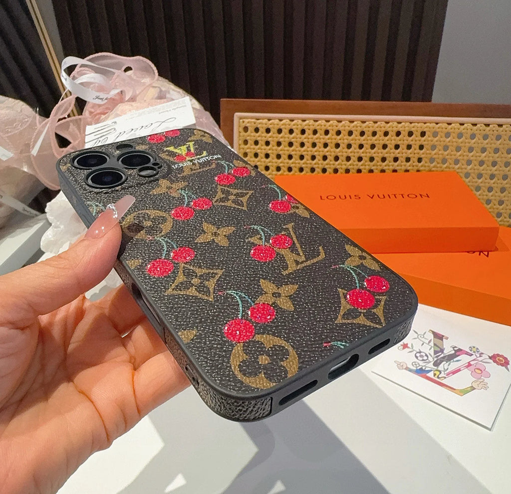 Precision hole all inclusive phone case