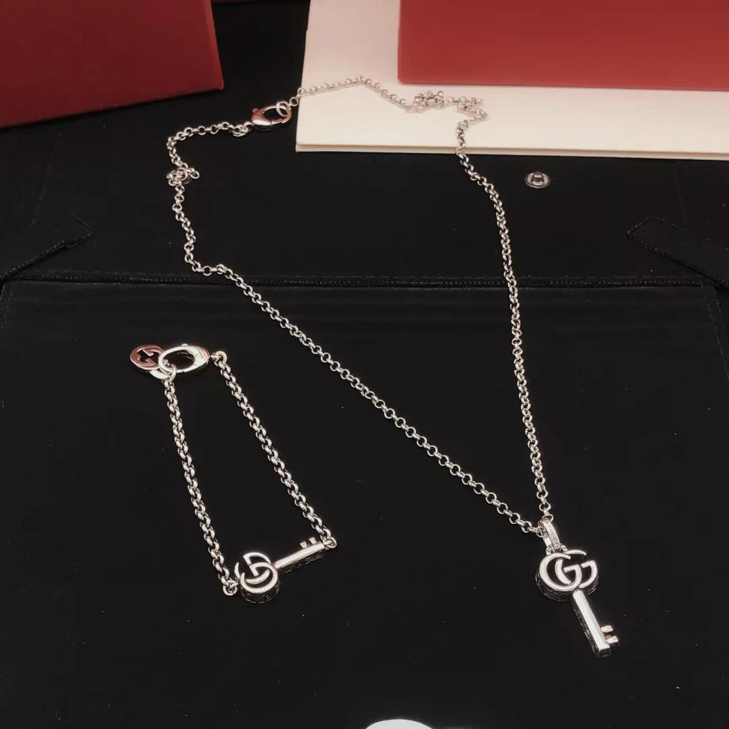 New key necklace