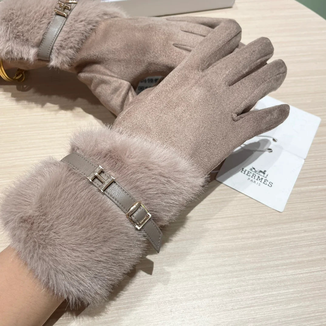 Cold resistant and warm plush windproof gloves
