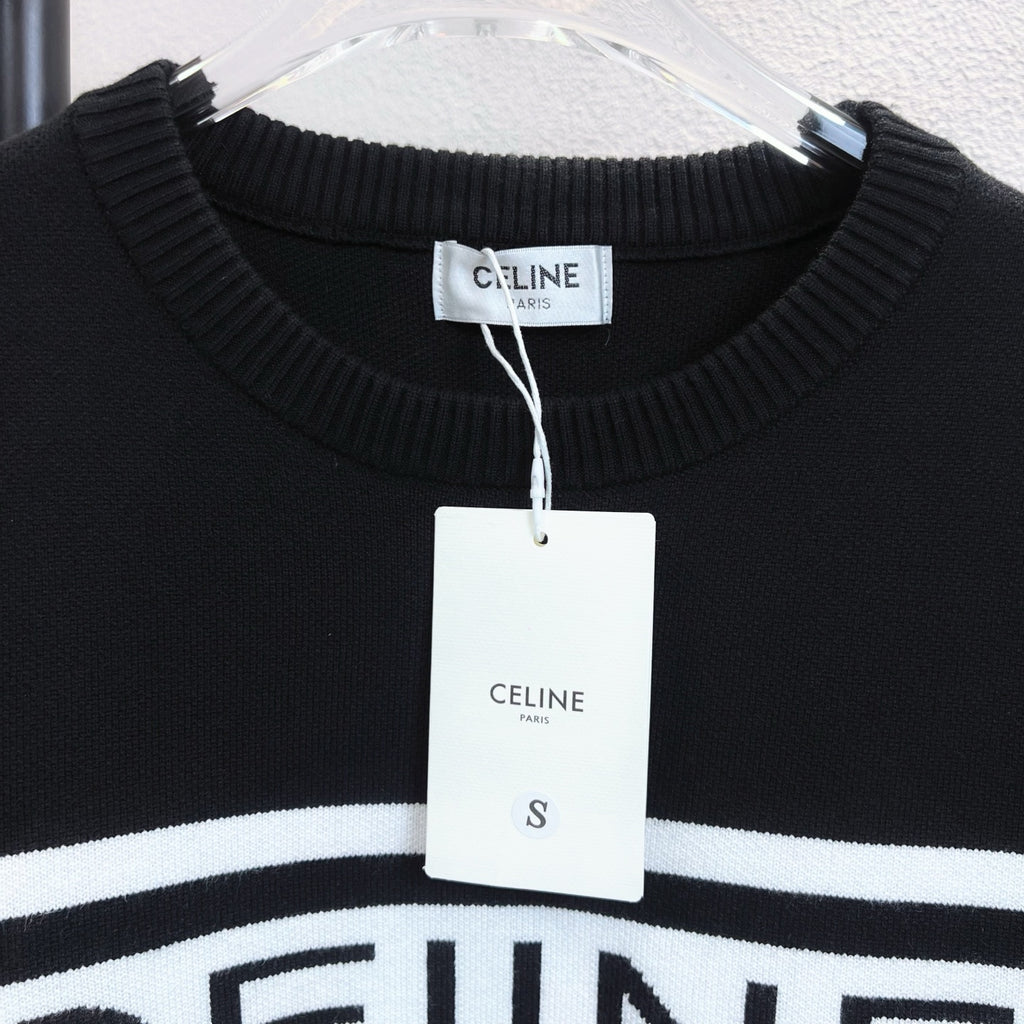 Classic letter logo round neck knitted sweater