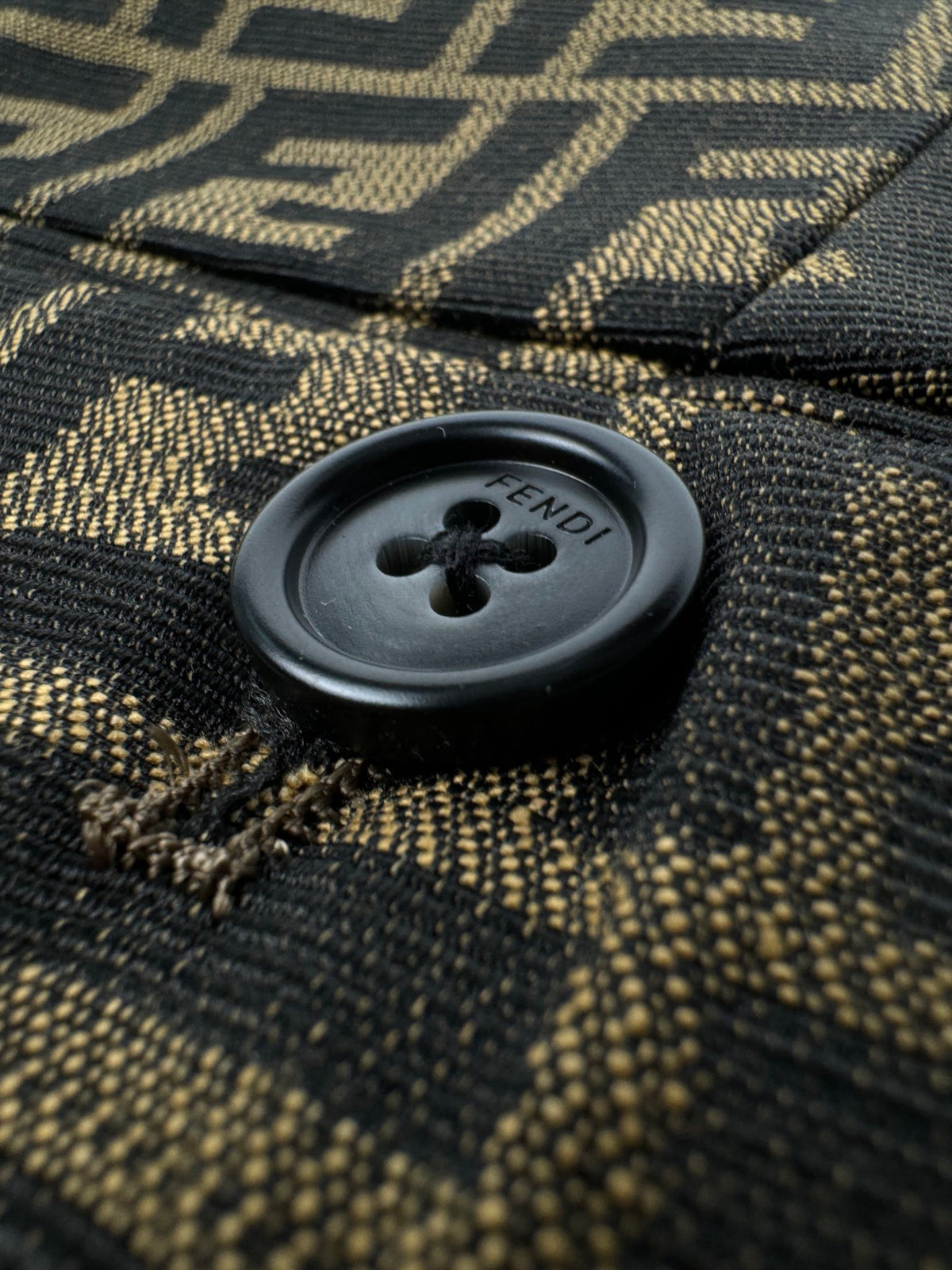 Presbyopia printed shorts