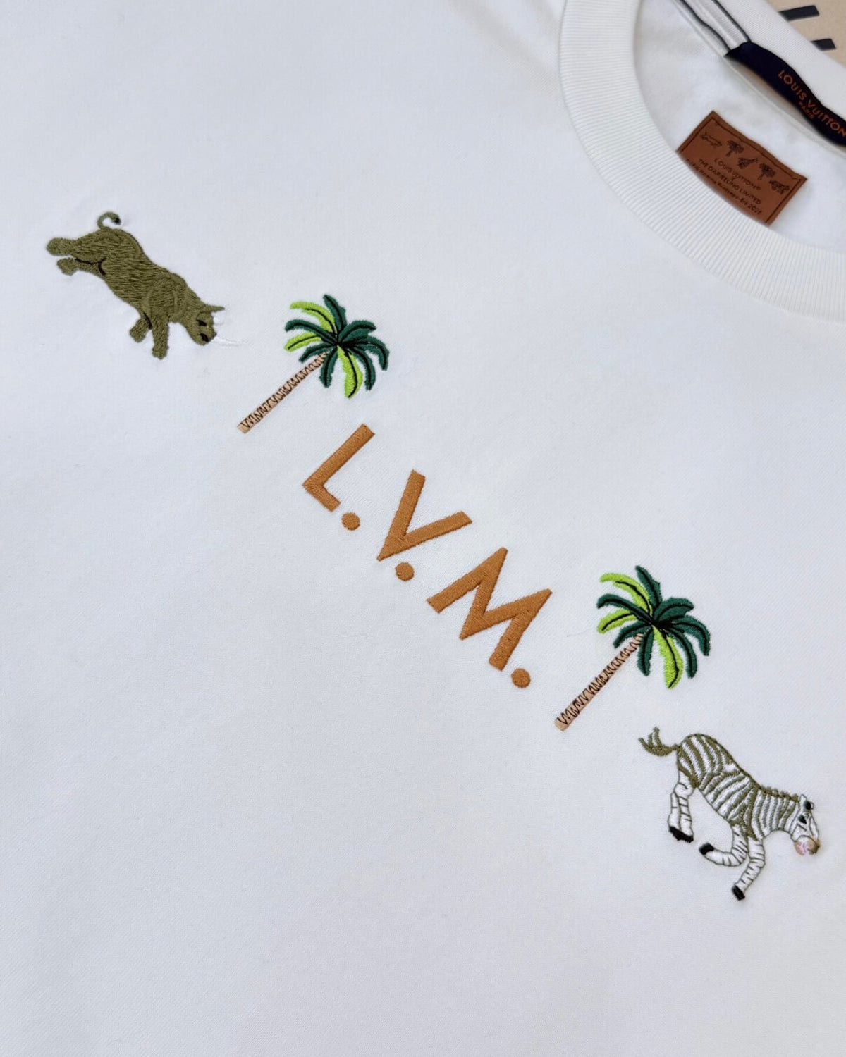 New Embroidered Short-Sleeve T-Shirt