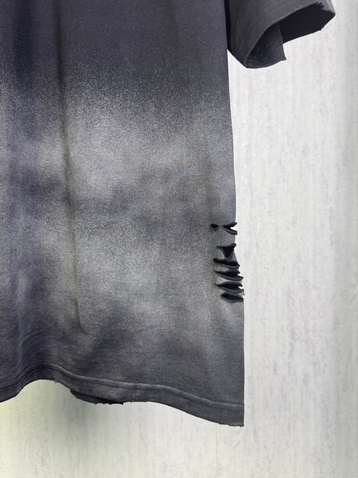 Heavy craftsmanship, abrasion, washing water, making old unisex T-shirt