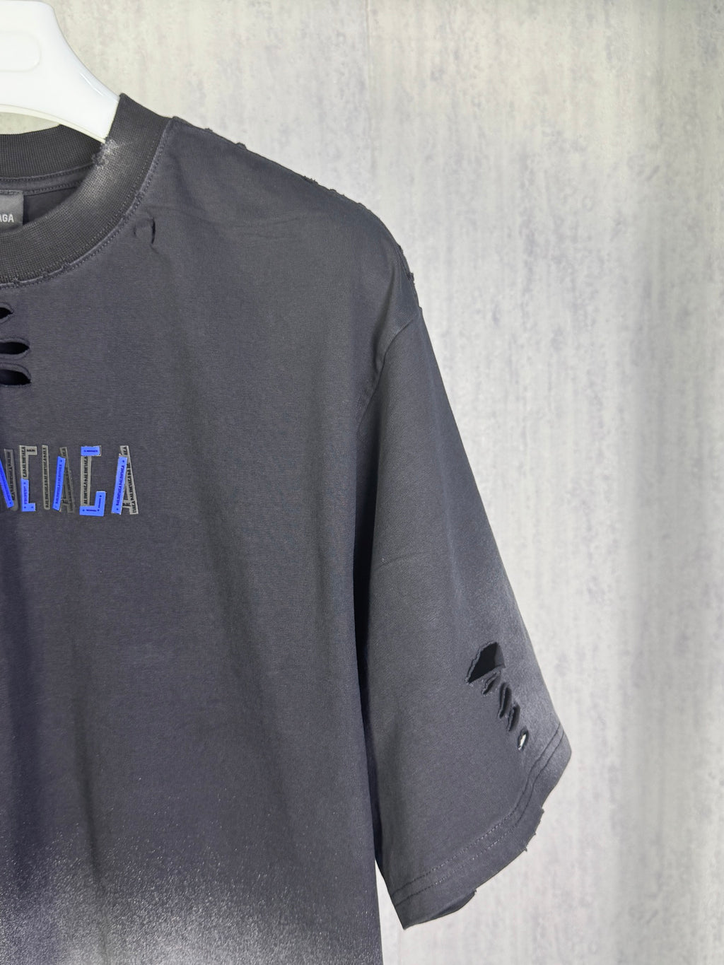 Heavy craftsmanship, abrasion, washing water, making old unisex T-shirt