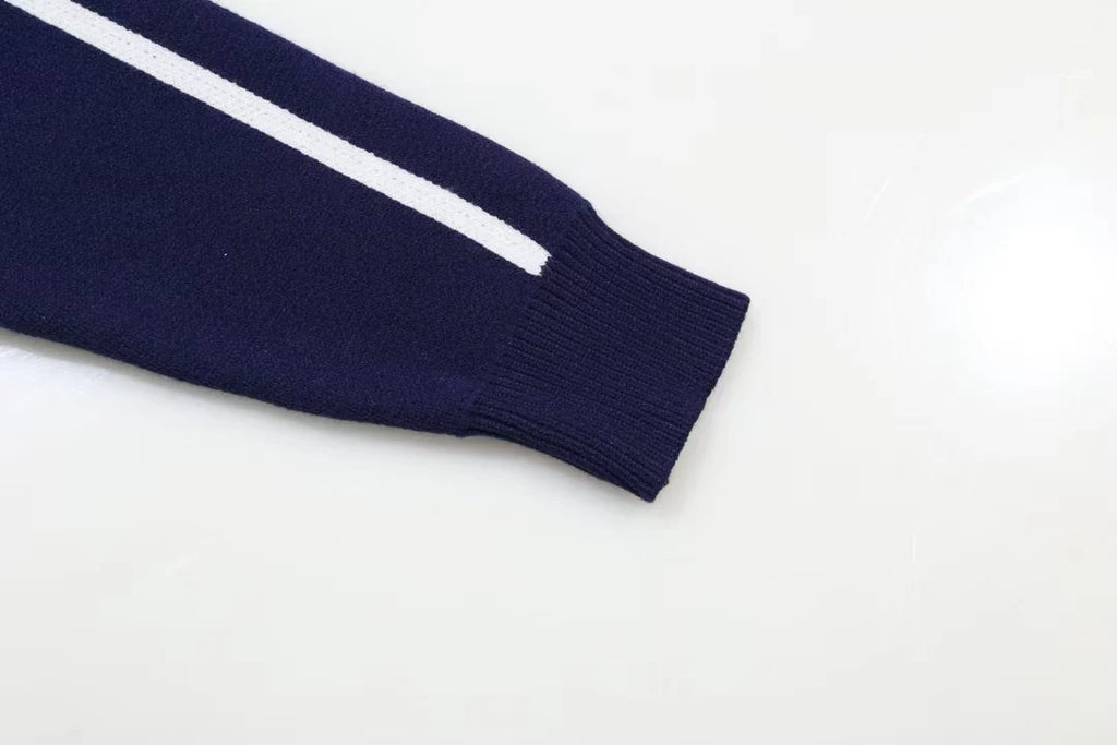 New letter jacquard sweater