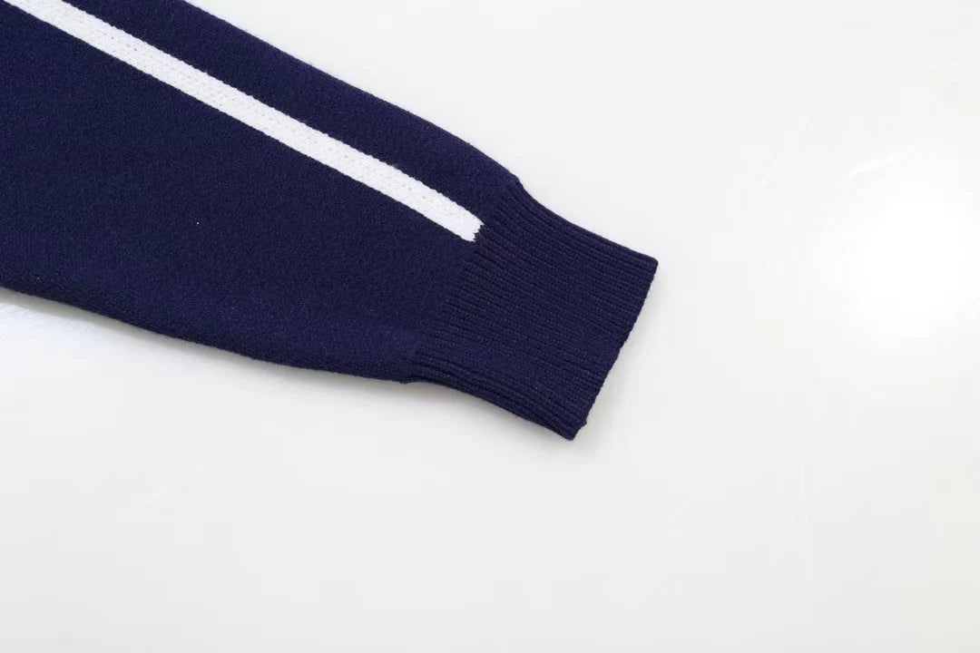 New letter jacquard sweater