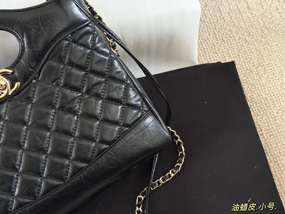 Hollow handle tote bag