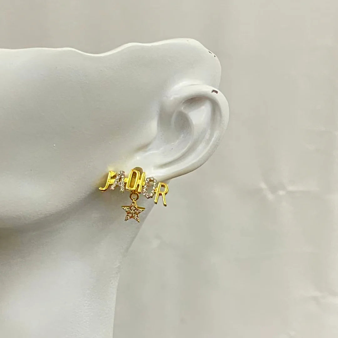 New letter star earrings