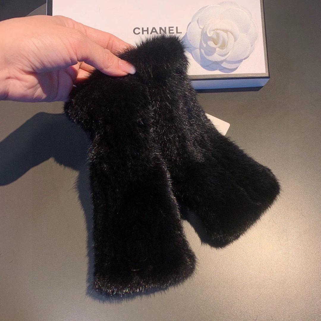 Autumn and winter mink fur exposed finger half cut gloves
