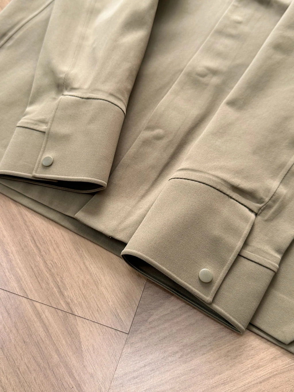Autumn new men's outdoor long sleeved heat sealed lapel shirt